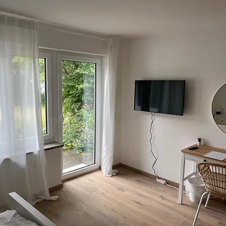 Moderne In Der Festspielstadt - Zentral Und Dennoch Ruhig Gelegen *